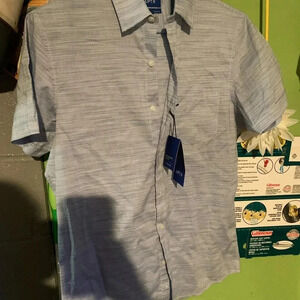 NWT Apt. 9  Men’s Button Down Blouse Size Small Slim